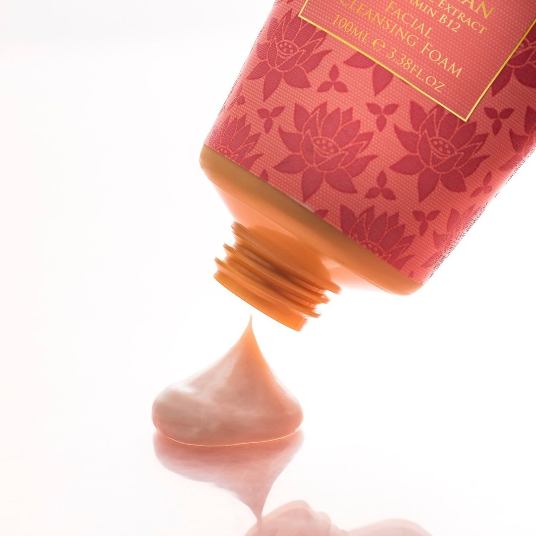 Lotus & Rambutan - Active Cell Extract + Vitamin B12 - Facial Cleansing Foam 100ml - Spa Ceylon UK
